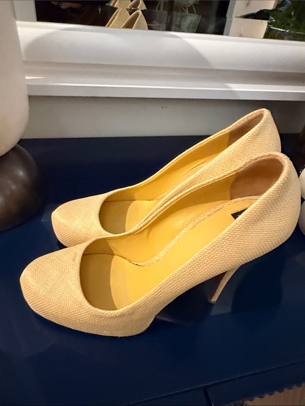 D&G Beige Textile Closed-Toe Pumps - Picture 8 of 11